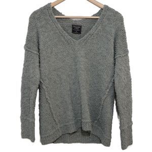 Womens Abercrombie & Fitch Green Pullover V-Neck Long Sleeve Sweater Size Medium